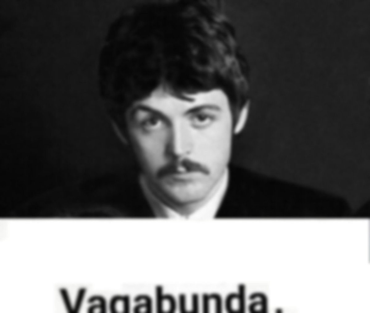 GUCCIJUMPSUlT's tweet image. o paul gosta muito de fazer show final de ano e deixar os fãs individados