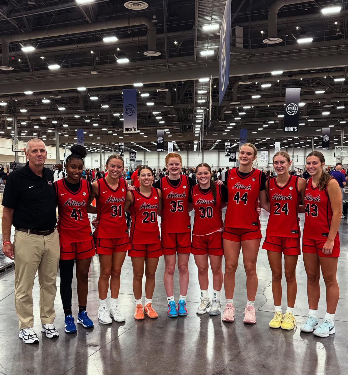 5-0 in Vegas. AIA 9th EYBL. Keep working! <a href="/ava_smid/">Ava Smid</a>