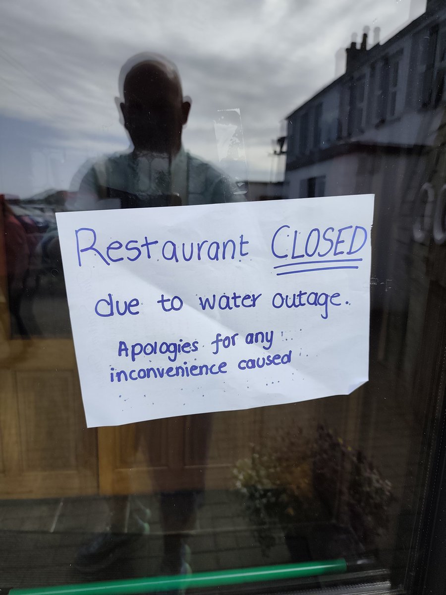 SunnyMalinHead's tweet image. This is madness in 2025, Restaurants &amp;amp; accommodation having to close because @IrishWater can't supply a tourist area. This is peak summer season. @wildatlanticway @rtenews @highlandradio @Failte_Ireland @DiscoverIreland @SeaviewTavern1 #nowater