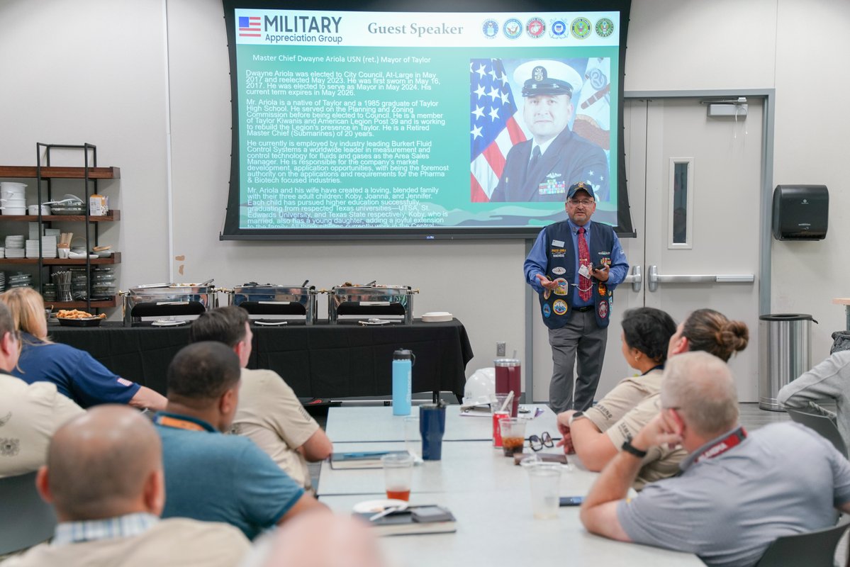 #TaylorTuesdays: Our Military Appreciation Group recently had Taylor Mayor Dwayne Ariola as a guest speaker at their quarterly meeting. Ariola, a retired Master Chief, spoke about his experience in the Navy and his commitment to veterans. 
#LifeatSamsung