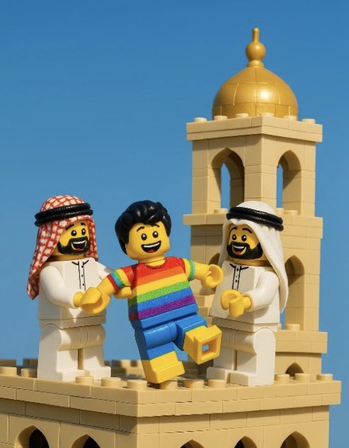 1) Linke erobern das Verfassungsgericht
2) Linke verbieten die rechte Opposition 
3) Linke regieren das Land
4) Linke bürgern ausnahmslos jeden ein 
5) Linke verbünden sich mit Islamisten
6) Islamisten schmeißen Linke vom Hochhausdach
7) Keine Linken mehr
🍿