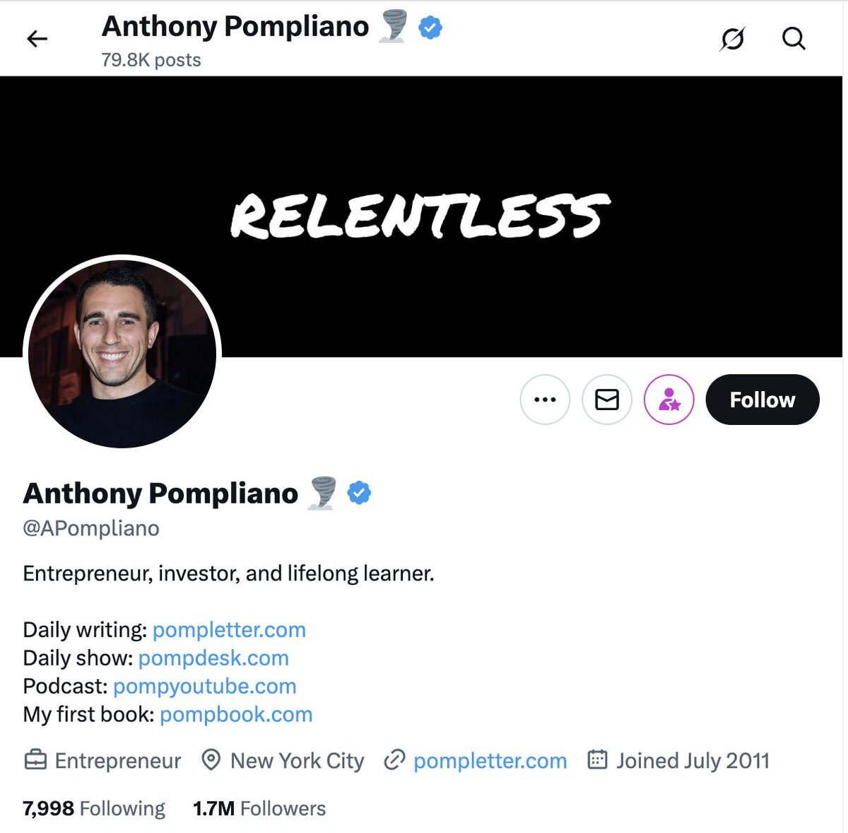 ChartSimpson's tweet image. Someone make a bot to track when this clown puts #BTC back in his profile. We need as many credible top indicators as we can get here soon
