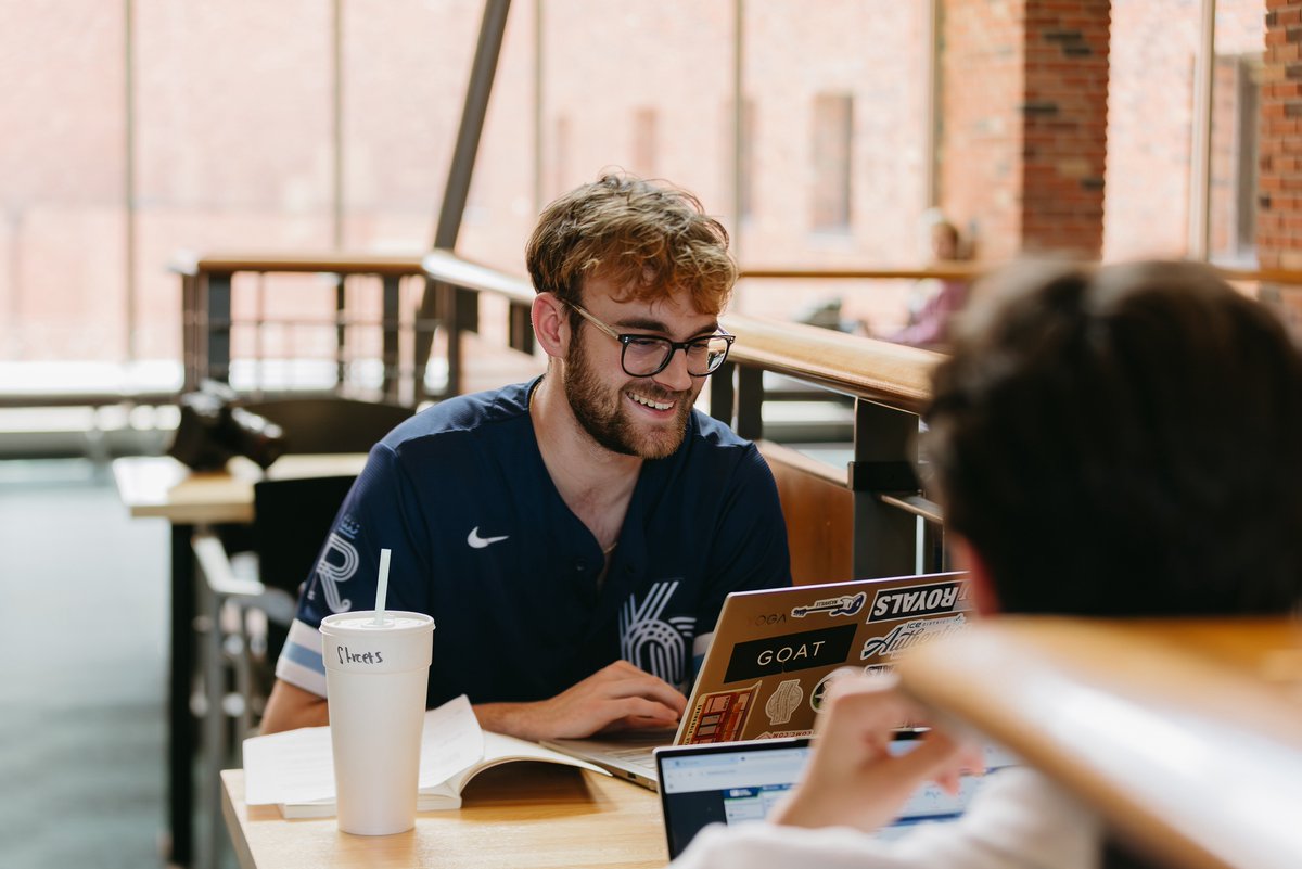 Curious how an M.S. in Medical Sciences can strengthen your med school app? Learn about GPA boosts, clinical experience, and mentorship in our latest blog post: bethel.edu/blog/ms-medica…