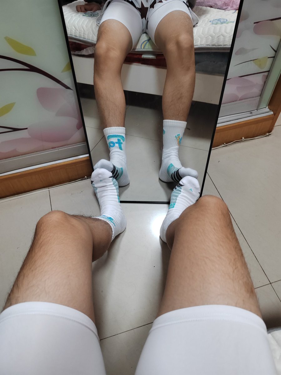 骚逼来吸 #高中生弟弟  #1 #1m #男大s #男大1 #骚狗体育生