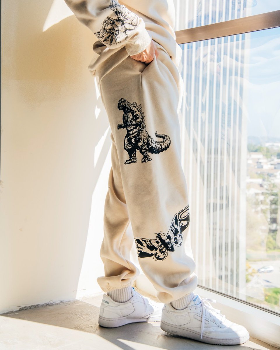 GodzillaS_US's tweet image. Ready to Godzilla and chill? Pre-order the new collection now: ow.ly/800l50WpE14