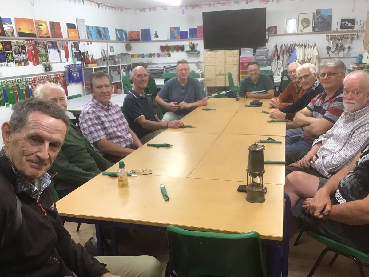 Tuesday evening at Wrexham Miners Project and the Rescue Station is packed. We would like to thank everyone for the excellent support  <a href="/wrexham/">Wrexham.com</a> <a href="/thehumphreyker/">@humphreyker.bsky.social</a> <a href="/wrexhamcbc/">Wrexham Council</a> <a href="/WrexhamMiners/">Wrexham Miners Project</a>