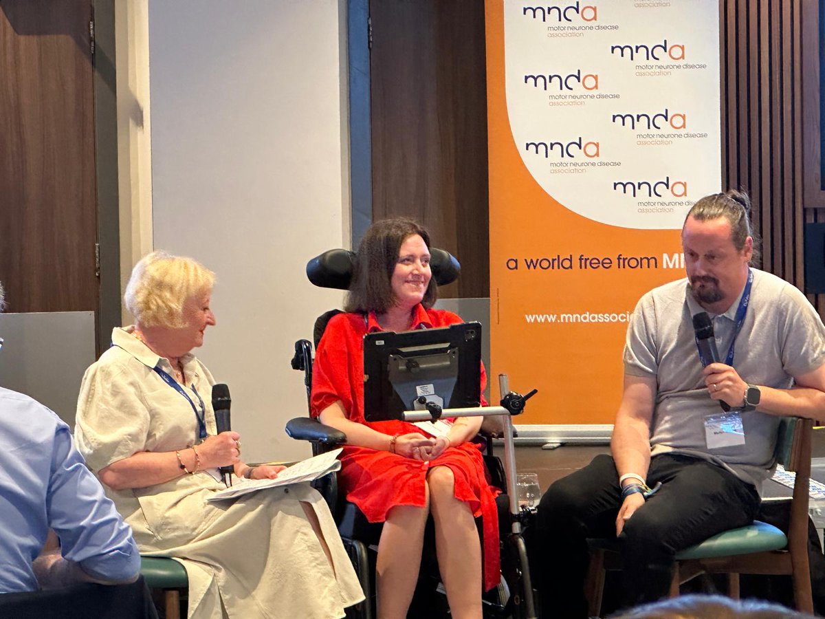 mndresearch's tweet image. We’d like to say a huge thank you to @anbar1 and @mbarrow1 for sharing their #MND #ALS journey today at #MNDEnCouRageUK 2025 🧡💙
The real world perspectives session is a stark reminder that there are people behind every piece of research and we can’t solve the puzzle without…