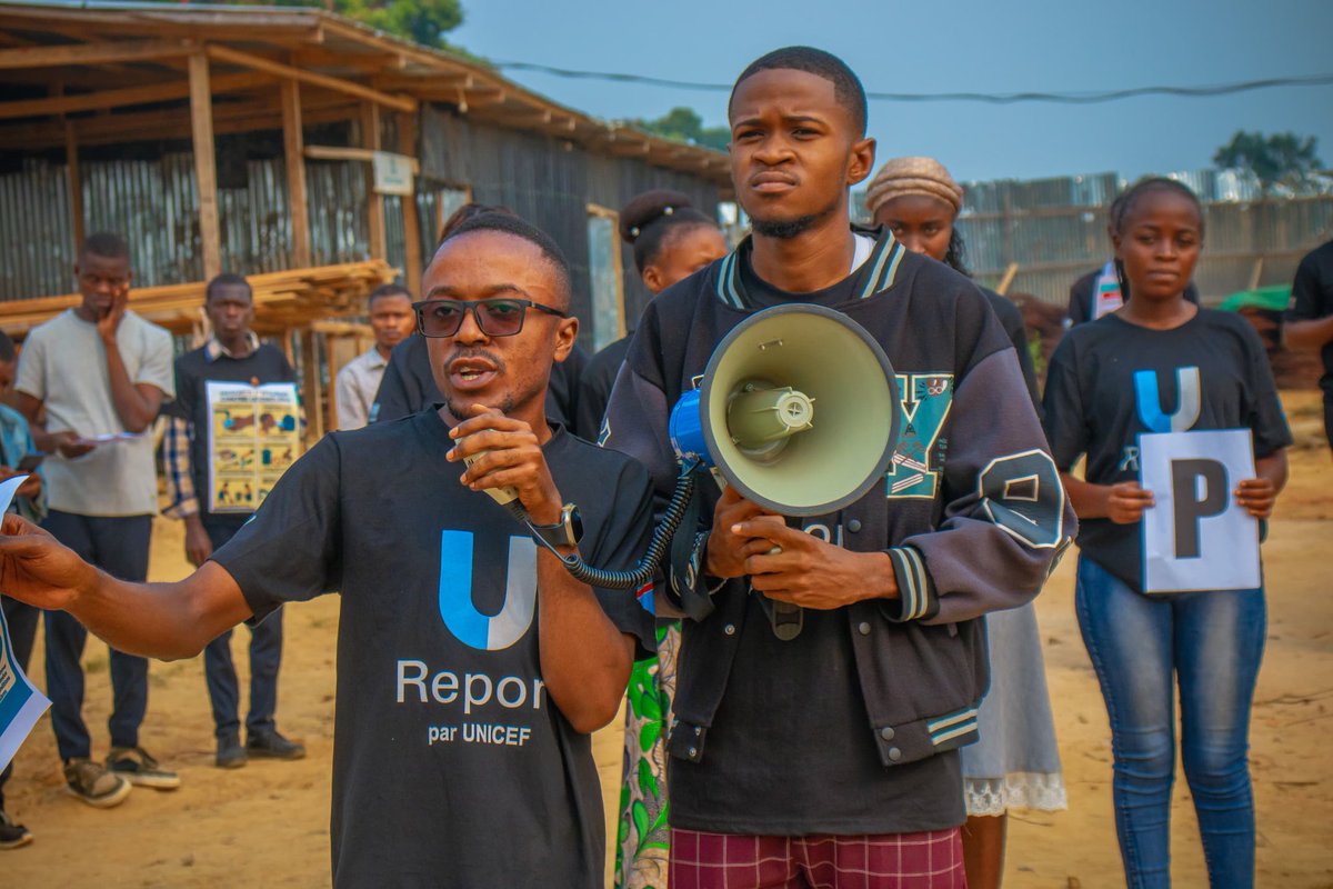 ArichopMapaya's tweet image. 🦠 Ce 15/07 à Bandundu, avec 58 U-Reporters, nous avons sensibilisé 120 ouvriers d’ETRAP Construction contre le #choléra dans l’enceinte de l’Hôpital Général.

J’ai contribué à porter les messages de prévention pour stopper la propagation.

#UReportRDC #Kwilu #SantéPourTous #Prév