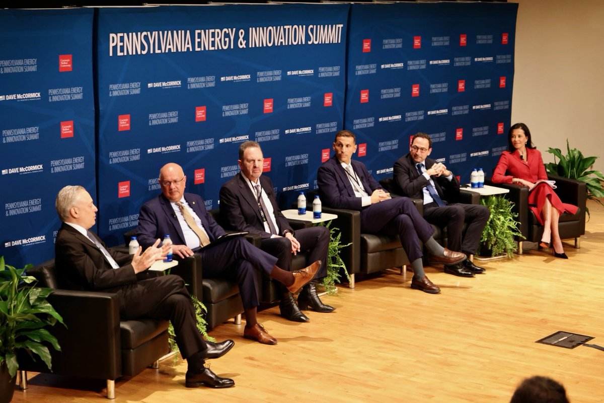 DinaPowellMcC's tweet image. Thrilled to kick off @SenMcCormickPA’s inaugural Pennsylvania Energy & Innovation Summit in Pittsburgh with a fantastic panel on the AI race and how to win it.
Thank you to Jon Gray of @Blackstone, Khaldoon Al-Mubarak of @Mubadala, @CarnegieMellon president (and our host!)…