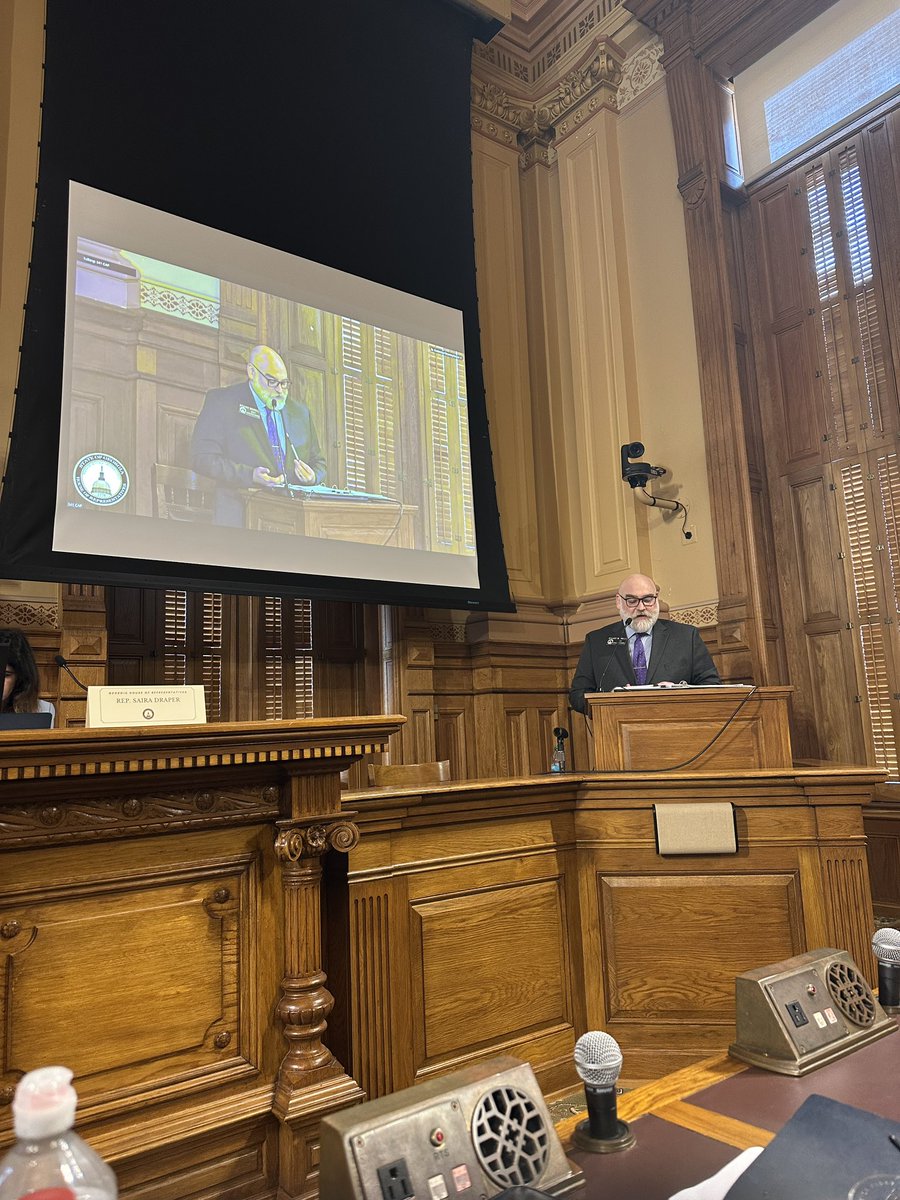 1stVCGAGOP's tweet image. Stuart Morelli - legislative counsel discussing the Eternal Vigilance case.
😡