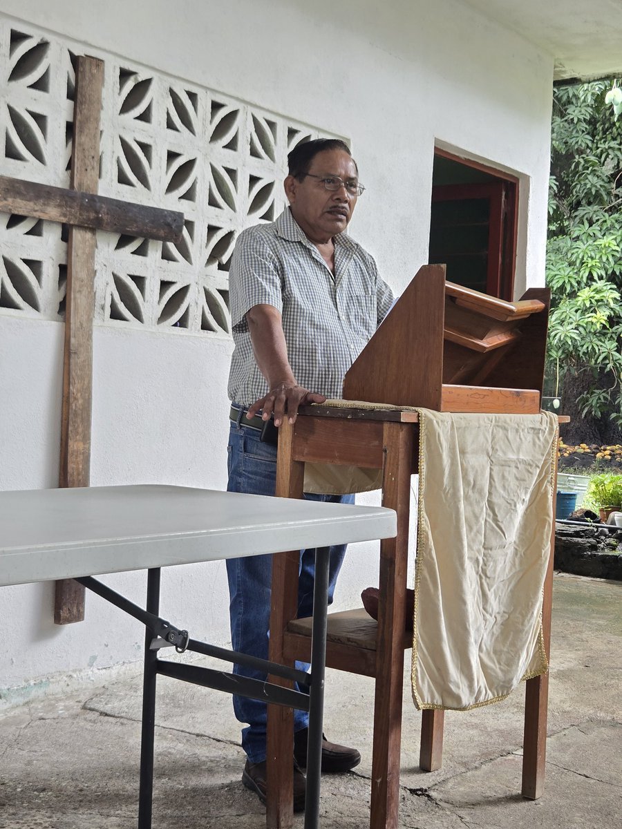WVPitt's tweet image. Spending the day in the shadows of the Sierra Madre Occidental with our IPAR brothers in the southern part of San Luis Potosi state, in the town of Huichihuayan.