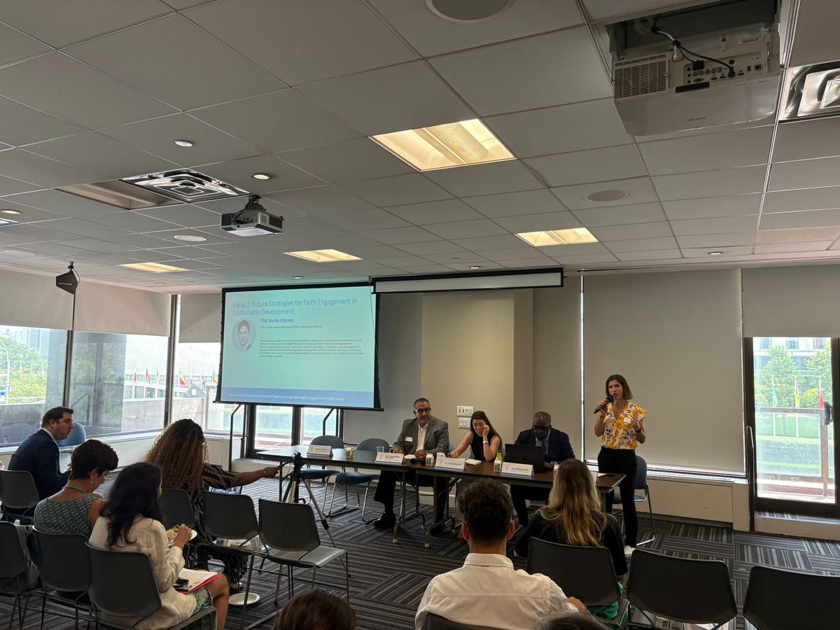 peacemakersnetw's tweet image. At the Kofi Annan Faith Briefing, global faith leaders and UN experts gathered to explore how multifaith collaboration can advance the #SDGs through moral leadership, inclusion, and local engagement. 
#Faith4SDGs #Agenda2030 #MFACKofiAnnan #HLPF2025