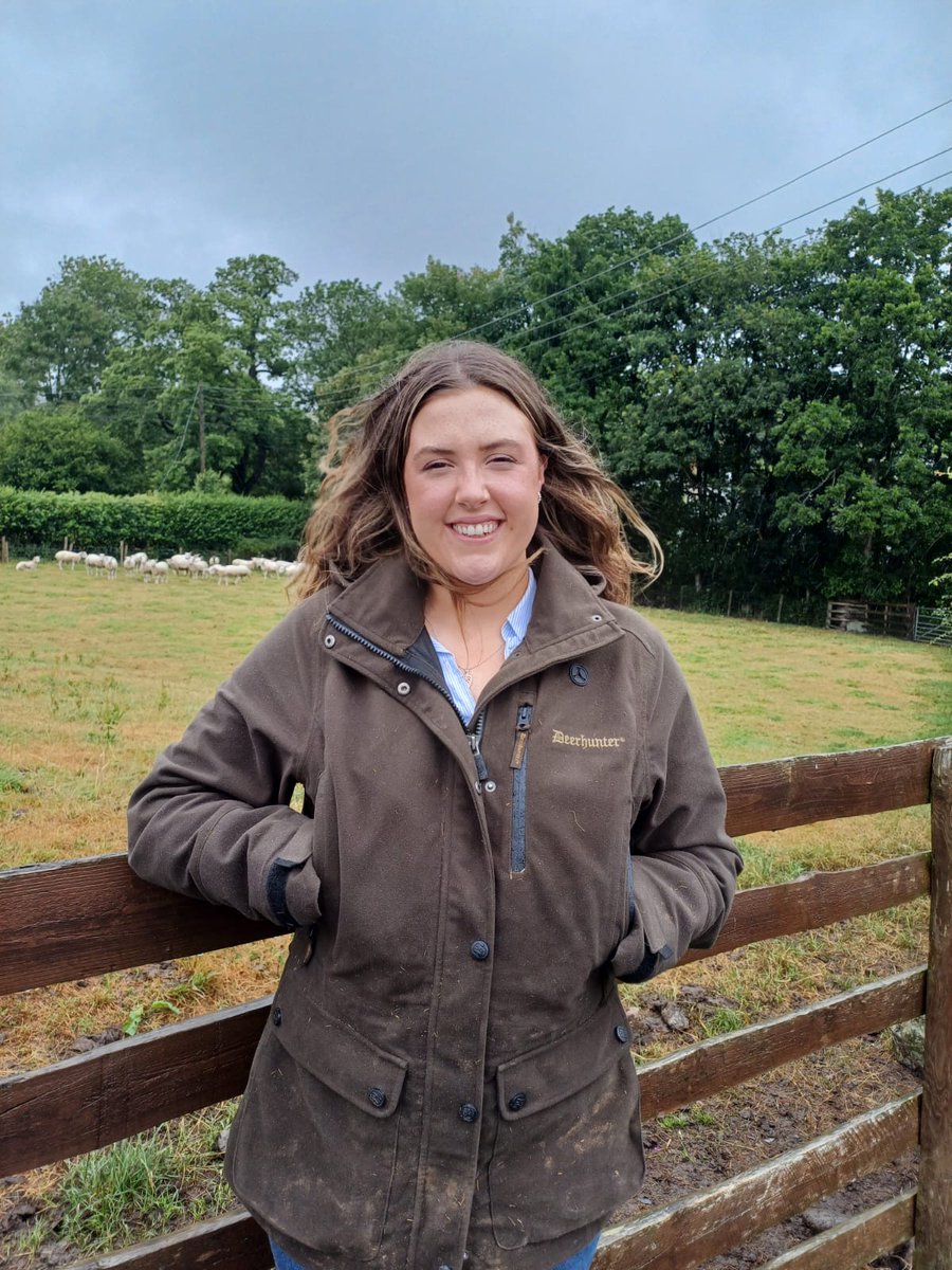 Last year, young farmer Elin Lewis spoke at the launch of the Our Farming, Our Future project at the Royal Welsh Show. Today, we've been out with Clear the Fog interviewing her for a short film. Can't wait to share the new film soon!
#Mentalhealth #farming #support