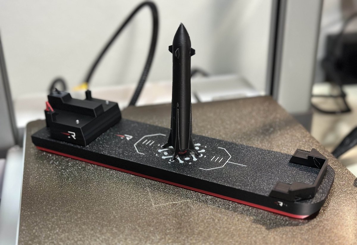Z_nexxx's tweet image. RETURN ON INVESTMENT AND MINI NEUTRON ARE HERE TO CHARGE YOUR PHONE!!
GET IT NOW!!
cults3d.com/:3177687
No 3D printer? NO PROBLEM! You can get a PRINTED version at the SpacePrintsGB shop!!!
spaceprintsgb.etsy.com/listing/433592β¦