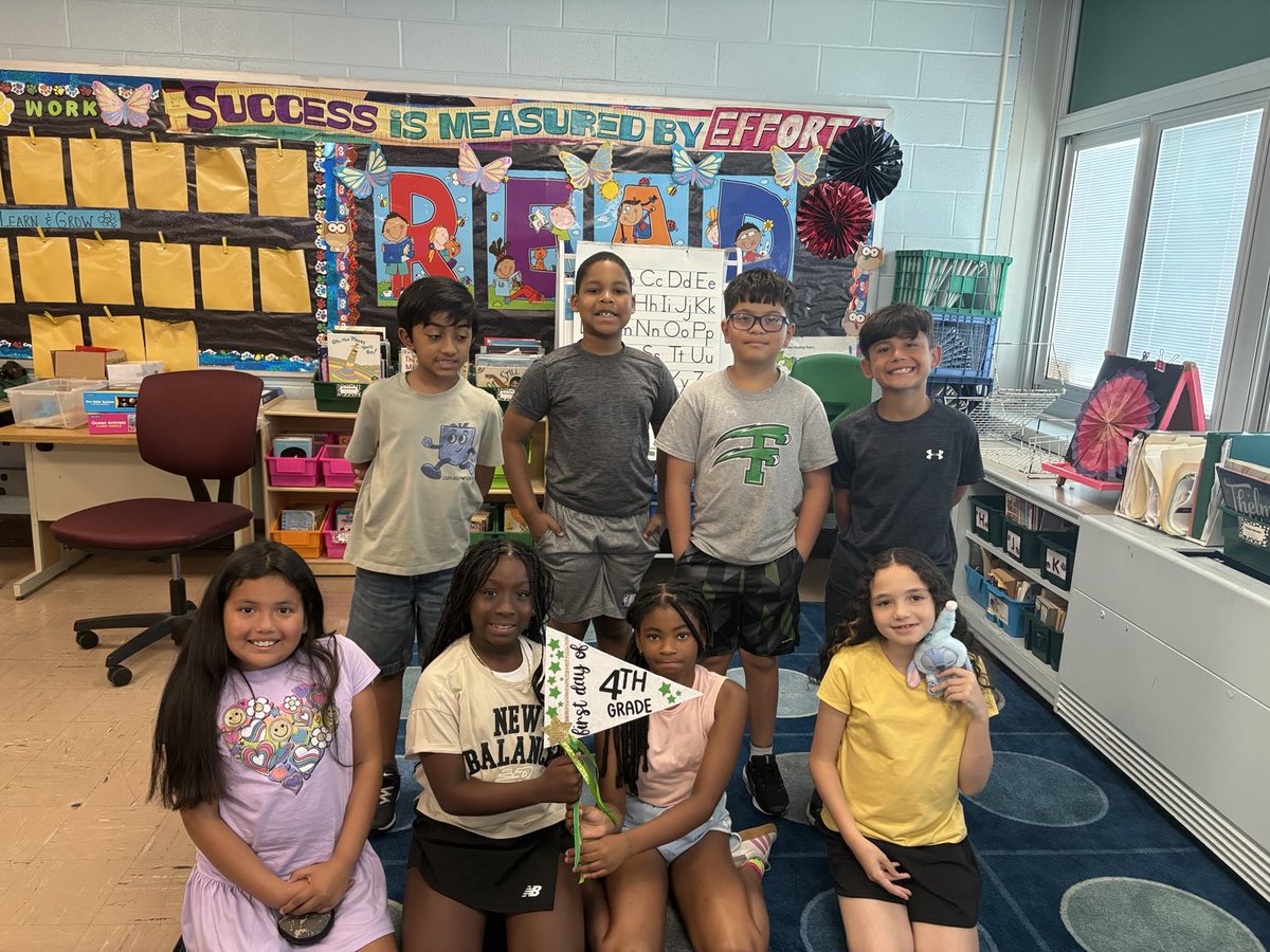 Gaggle of Gaghans 2024-2025 (@gaghan201) on Twitter photo Summer Literacy Program
2025- Week One Friendship and Team Building using <a href="/JonGordon11/">Jon Gordon</a> #TheHardHat ❤️ 👷♀️👷🏾♂️<a href="/FFTStrong/">FdaleFedofTeachers</a> <a href="/SEM_Dalers/">SEM Dalers</a> Summer Literacy Program
2025- Week One Friendship and Team Building using <a href="/JonGordon11/">Jon Gordon</a> #TheHardHat ❤️ 👷♀️👷🏾♂️<a href="/FFTStrong/">FdaleFedofTeachers</a> <a href="/SEM_Dalers/">SEM Dalers</a>