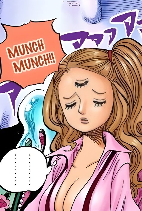 purinseyedrops's tweet image. She’s just a lil’ girl watching her mama clown over some candy.🥹