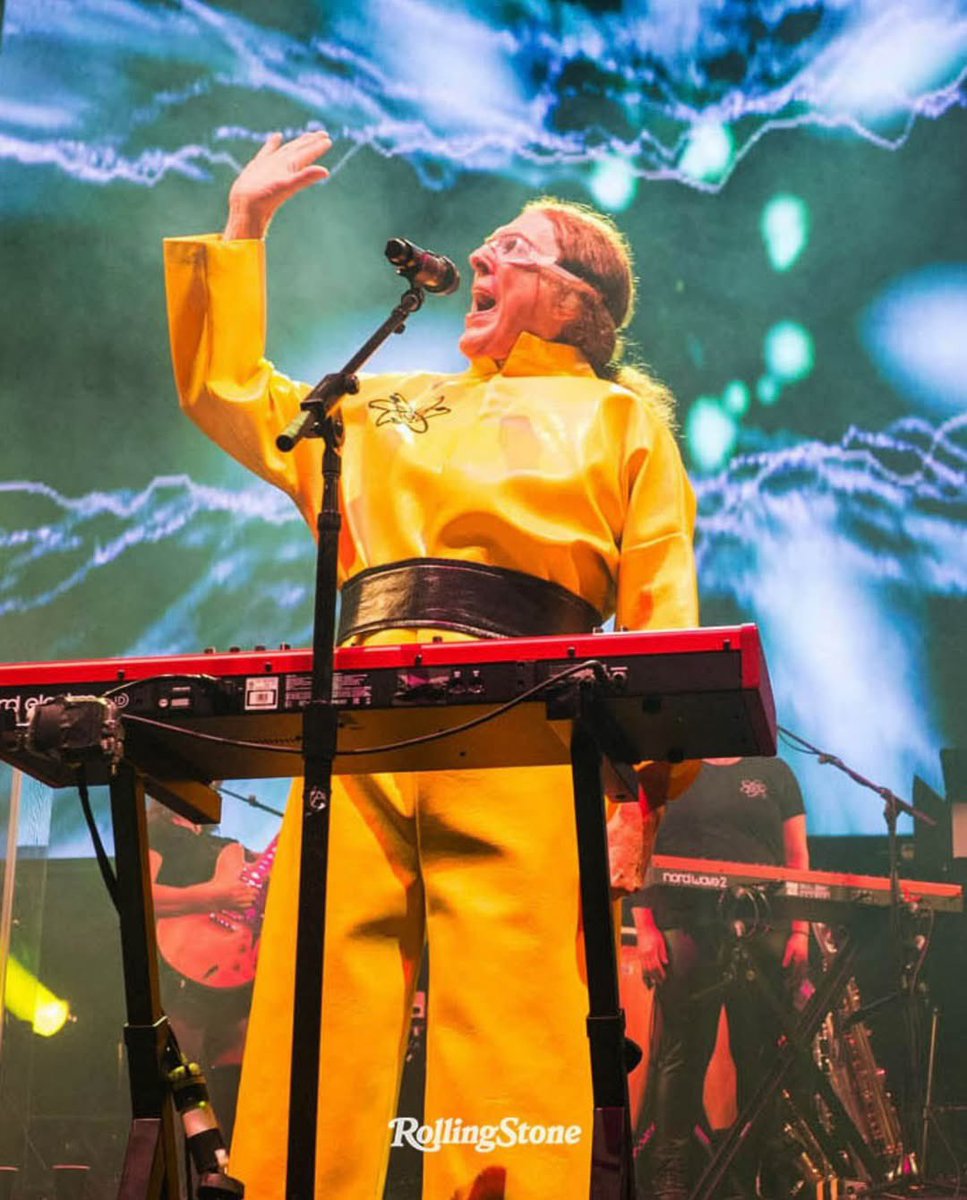 weirdalupdates's tweet image. Weird Al posted: “Thanks to @/RollingStone photographer @/sachalecca for these great pics from last Saturday’s show at @/TheGarden