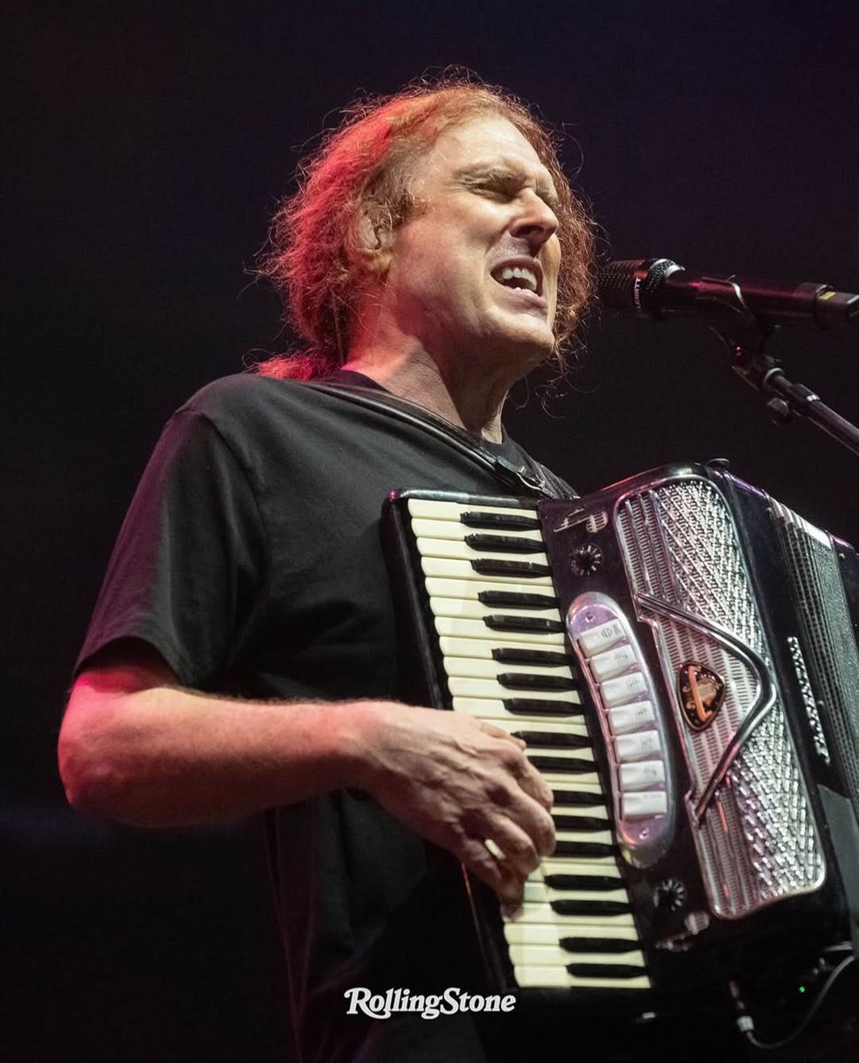 weirdalupdates's tweet image. Weird Al posted: “Thanks to @/RollingStone photographer @/sachalecca for these great pics from last Saturday’s show at @/TheGarden