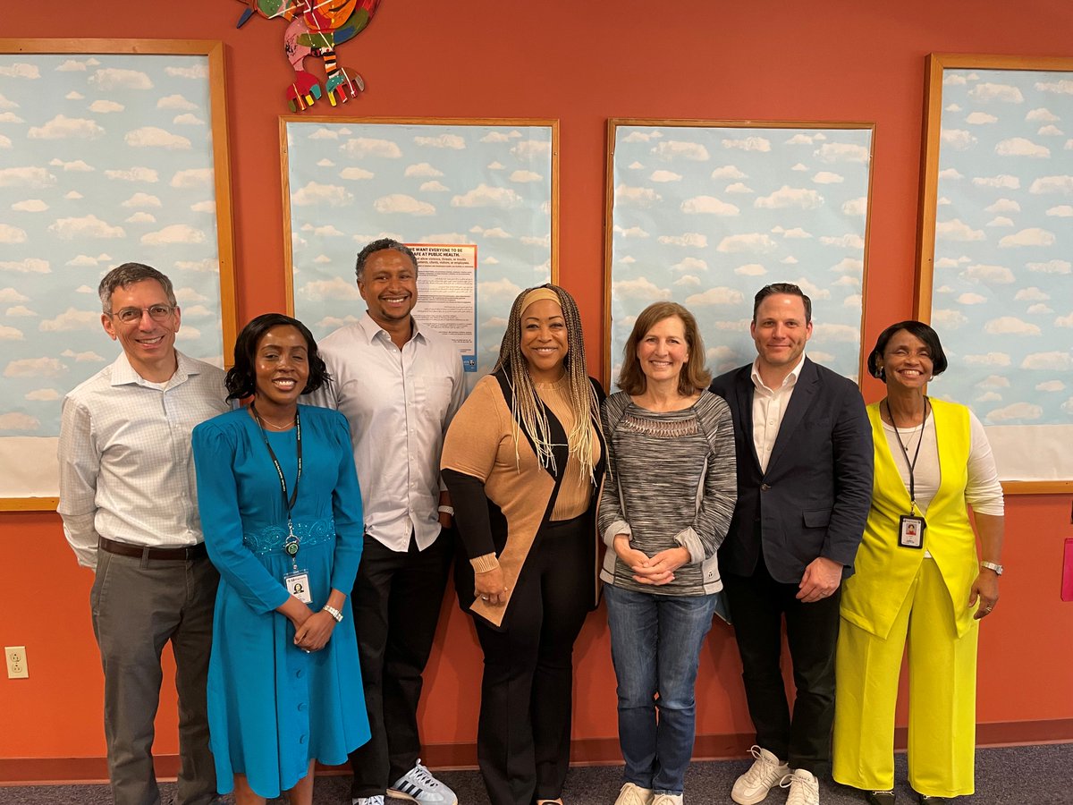RepKimSchrier's tweet image. I was grateful to recently meet with my partners at @KCPubHealth and hear about the impactful work they are doing in our community.