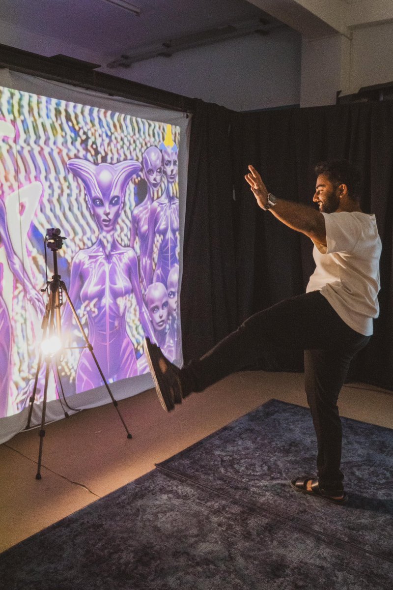 204_ai's tweet image. Banodoco Takeover at RnA Studio 🌀
ADOS Exhibit filled the space with AI art, digital experiments, and creative tools — presented by Banodoco and LTXV in collab with 204.ai and RnA.
Big thanks @hannahsubmarine and @peteromallet for bringing Banodoco to Lisbon!