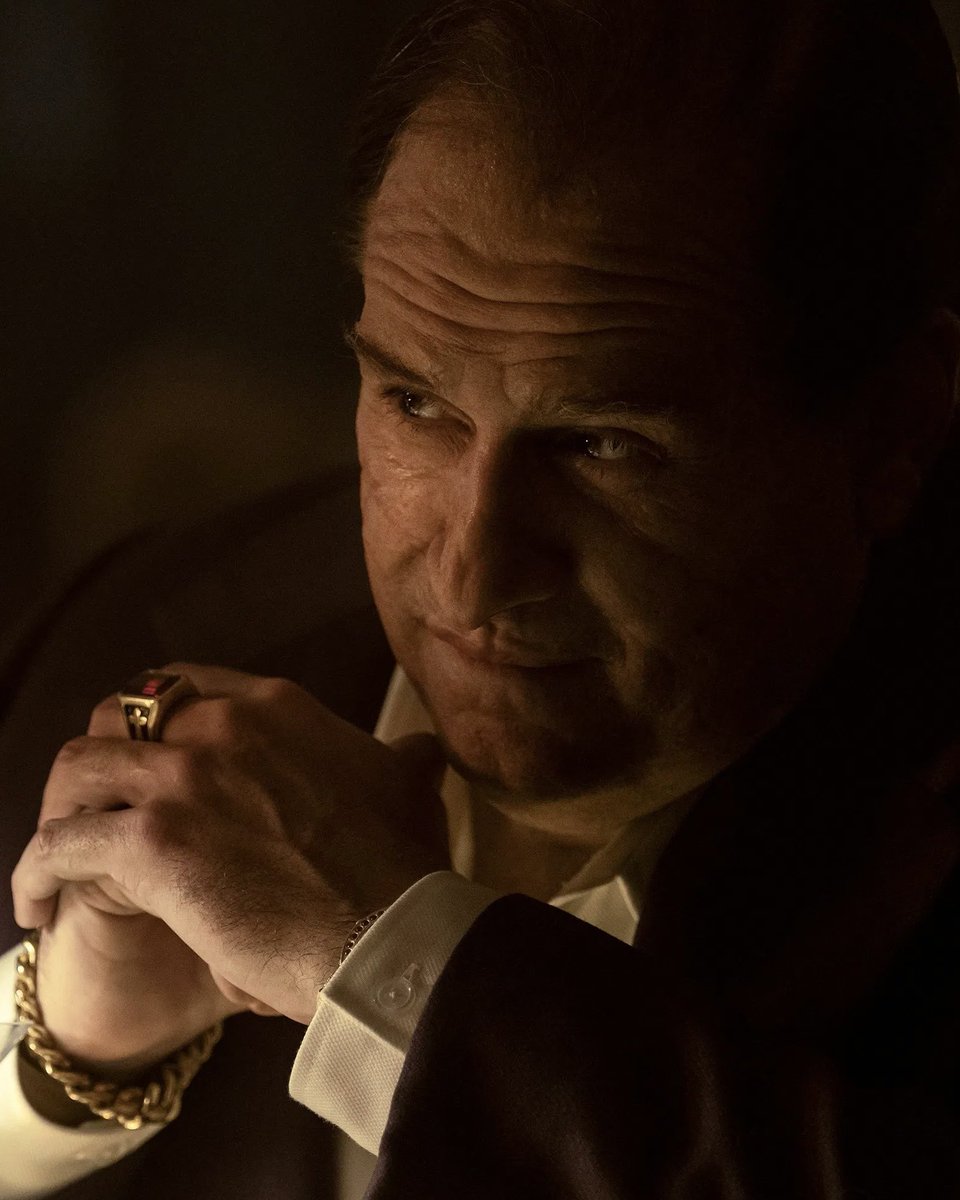 24 Emmy adaylığı, saygılar.