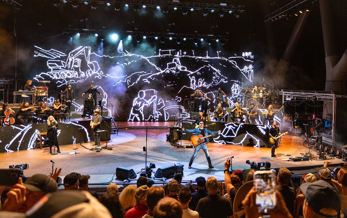 Eric Church tweet media