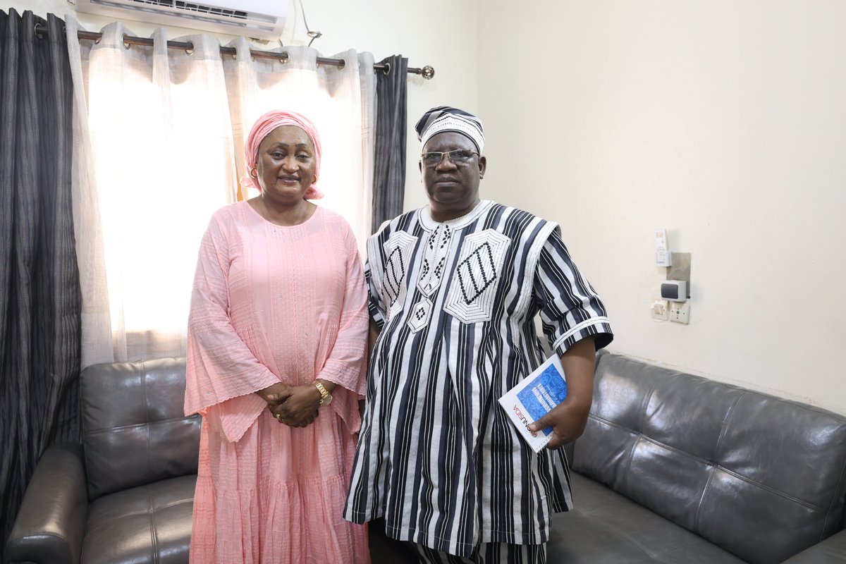 arcadplus's tweet image. Ce mardi 15 juillet, Dr. Marc Saba, Directeur Pays de l'ONUSIDA au Mali, a effectué une visite de courtoisie à la direction générale de ARCAD Santé PLUS. Il a été accueilli par la Directrice Générale de l’association, Dr DEMBÉLÉ Bintou KEITA.