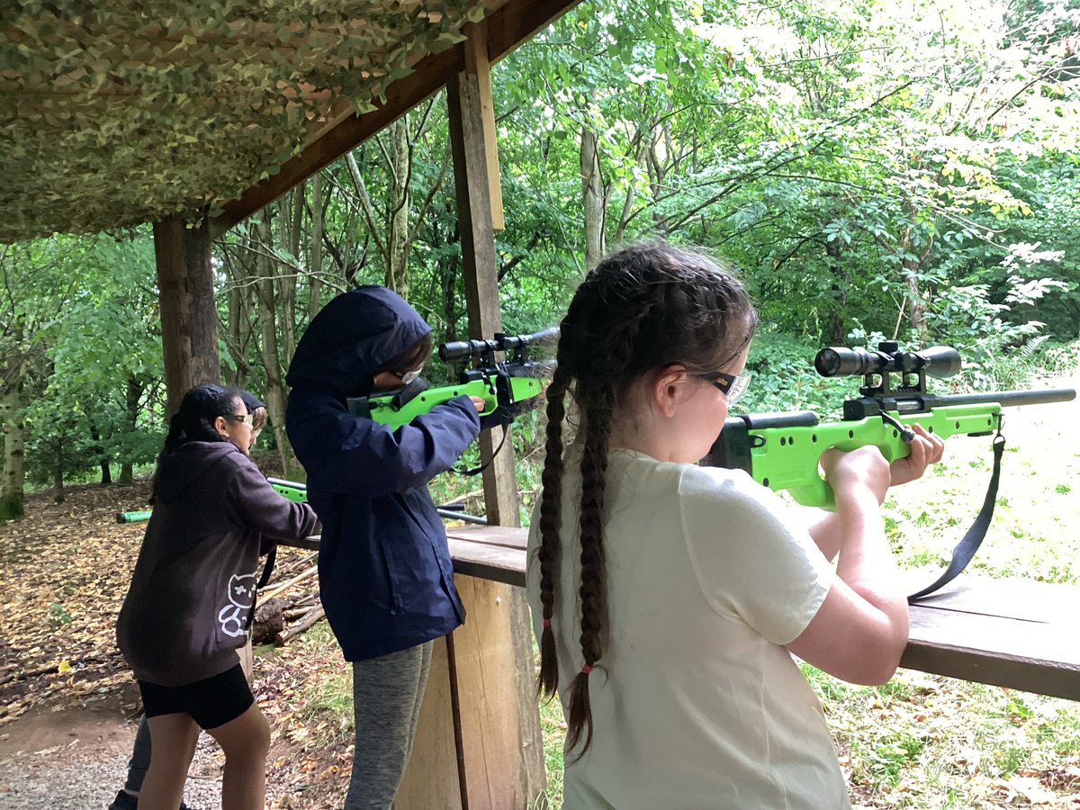 fairwayGLP's tweet image. Year 6 residential…den and fire building and rifle shooting! 
💚💚💚
#Fairway #GLP #Year6
