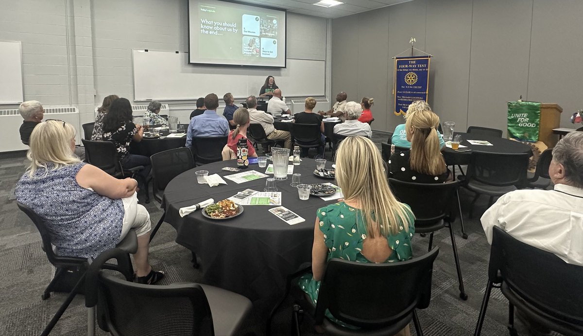 toddjacobus's tweet image. Brookelyn Schlawin - Match Support Specialist & Incoming Director with Heart of Iowa Big Brothers Big Sisters of Marshall County provided a great presentation today to Rotary Club of Marshalltown. They coordinate 160 matches annually!#ServiceAboveSelf #RotaryMarshalltown