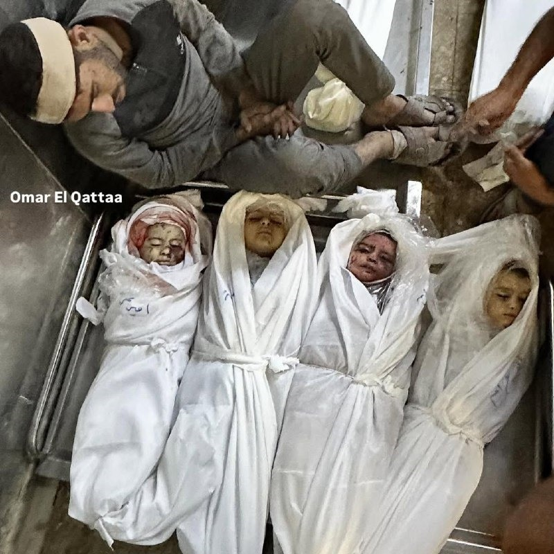 إلى أعدائنا الإسرائيليين:
الناطق باسم الجيش الإسرائيلي يقول:
قصفنا 180 هدفاً خطيراً لحماس خلال 24 ساعة.
هؤلاء هم أحد الأهداف الخطيرة!
خمسة أطفال 
أمير وراتب وأسامة وكريم وعزام
לאויבינו הישראלים:
דובר צבא ישראל אומר:
הפצצנו 180 מטרות מסוכנות של חמאס ב-24 שעות.
אלה הן כמה מהמטרות