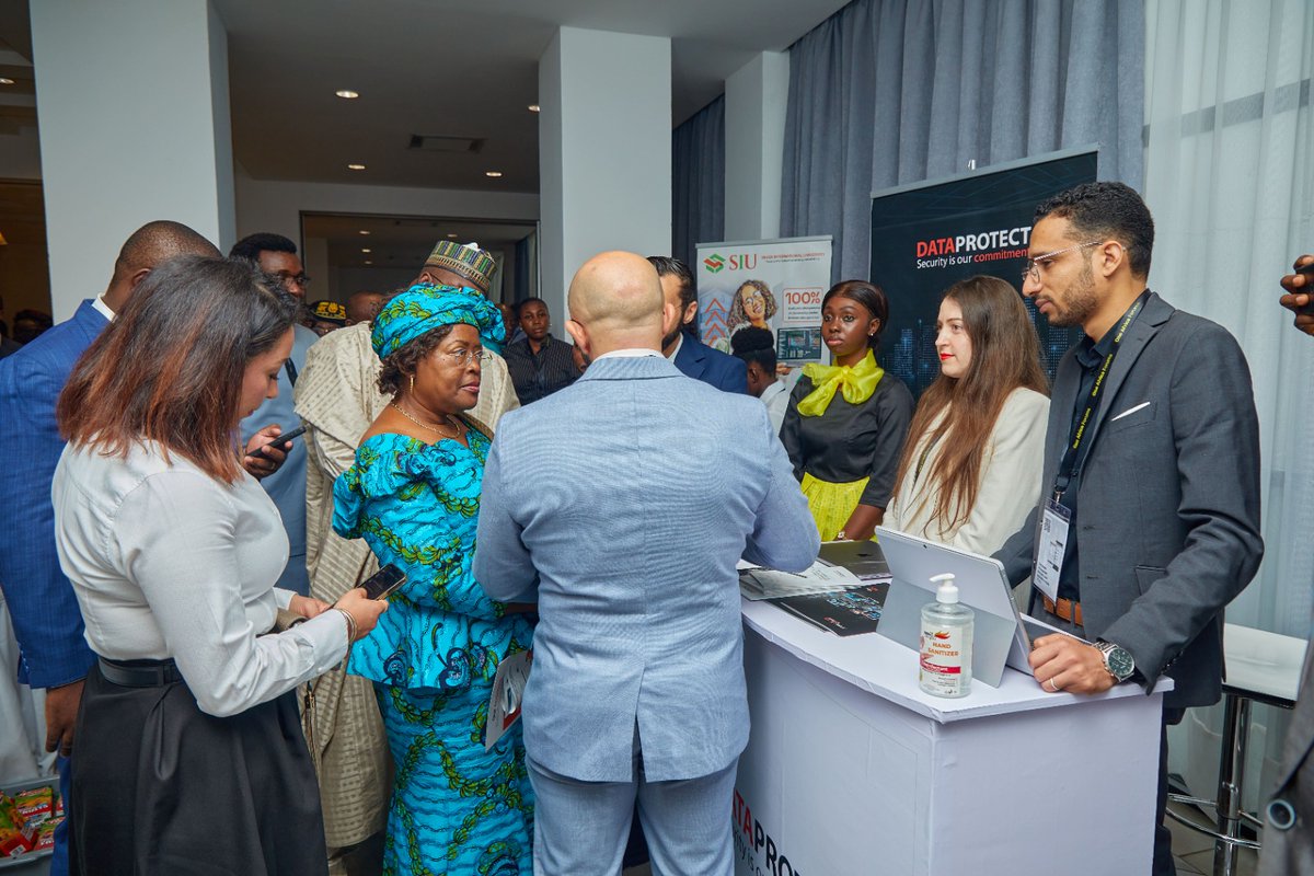 DataProtect_'s tweet image. 🚀 Day One at #AfricaDigitalExpo2025 was a success!

Innovation, ideas &amp;amp; impactful connections 🌍💡
Honored to welcome 🇨🇲 Minister Minette LIBOM LI LIKENG to our booth — a strong symbol of public–private collaboration.

🔒 At #DATAPROTECT, we co-create Africa’s digital future.