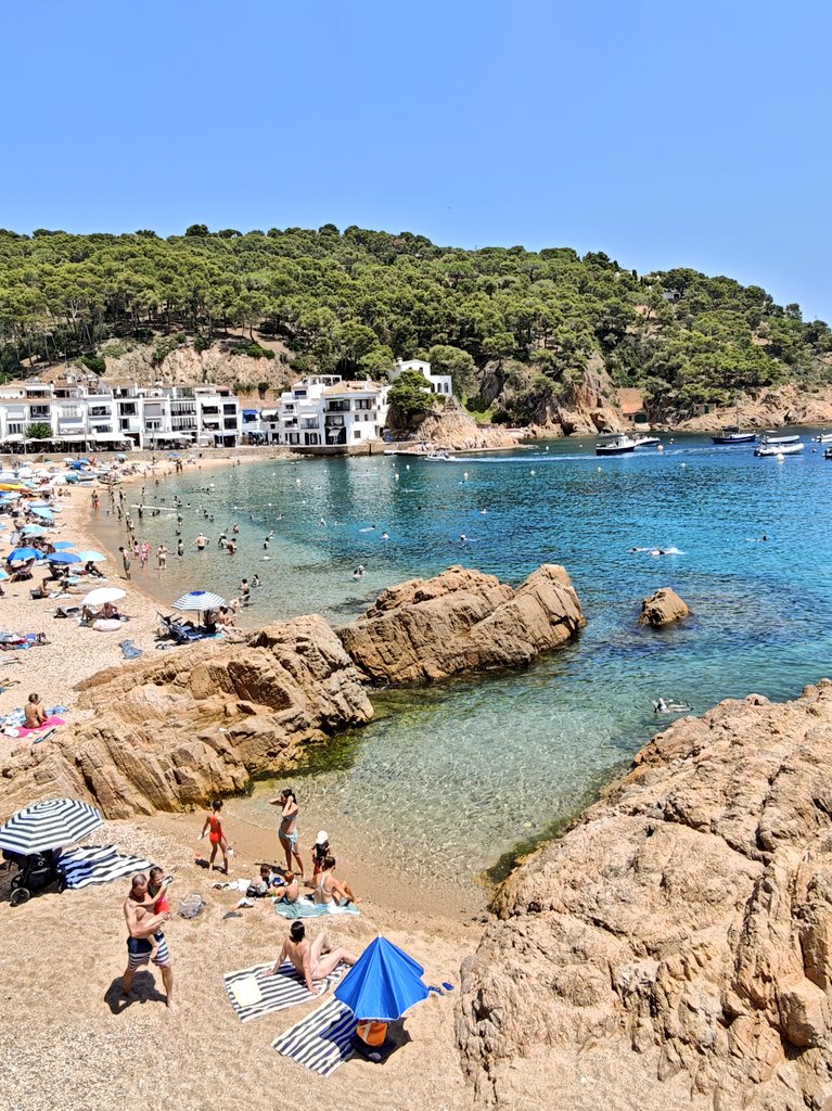 Rimaeternax's tweet image. I am visiting some amazing beaches this summer 😍 #Xiaomi15Ultra