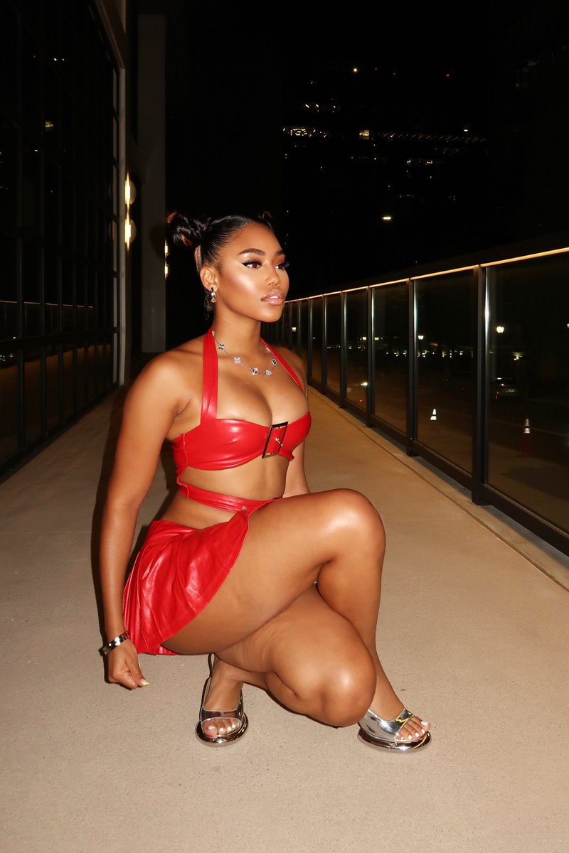 _supapeach's tweet image. Whatever Nicki Minaj said… I second it 🦄💅🏽 PERIOD.