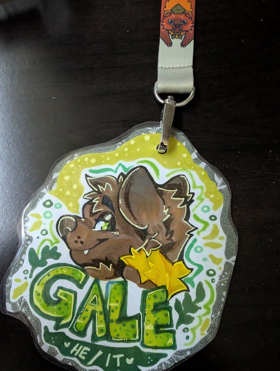 these are absolutely delightful! here's mine (complete with <a href="/CampMustelid/">CampMustelid Sunnyday NYC</a> lanyard :3)