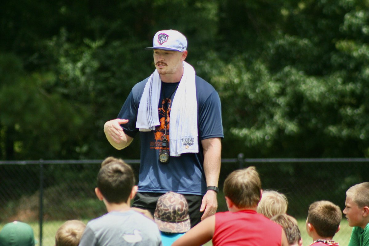 Swayze Bozeman hosts camp at Tri-County Academy

STORY: onlinemadison.com/stories/swayze…?