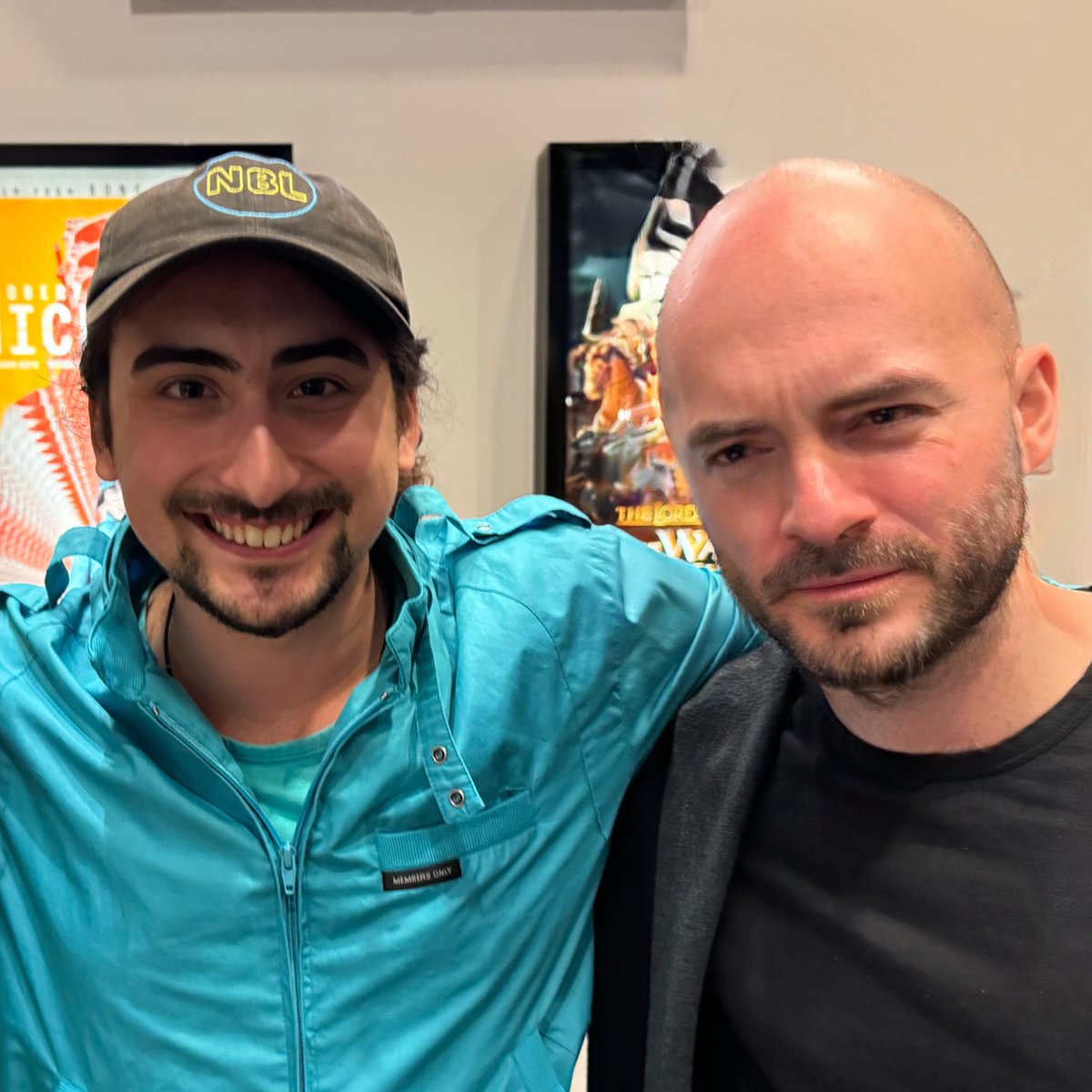 nothinbutlag's tweet image. Tomorrow I’m doing a stream w/ @CaptainSparklez where we review your cars. If you want to join, send me a photo of your car interior & exterior below ⬇️
(Make sure you censor your license plate)