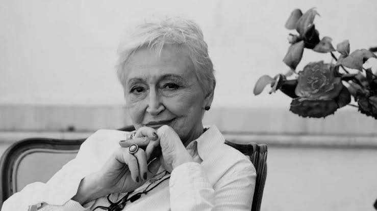 Edebiyatımızın usta kalemlerinden, akademisyen, yazar ve çevirmen Pınar Kür'ü kaybettik.
Ailesi, yakınları ve sevenlerine baş sağlığı diliyoruz.