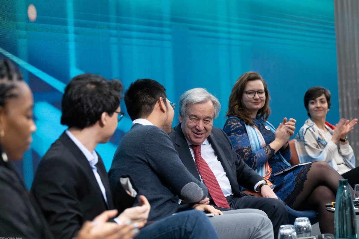antonioguterres's tweet image. From traditional knowledge to leadership, a diverse range of skills enable young people to shape their future & a more inclusive, peaceful & sustainable world.
Amid the growing importance of digital & AI skills, let’s equip every young person for the digital age.…