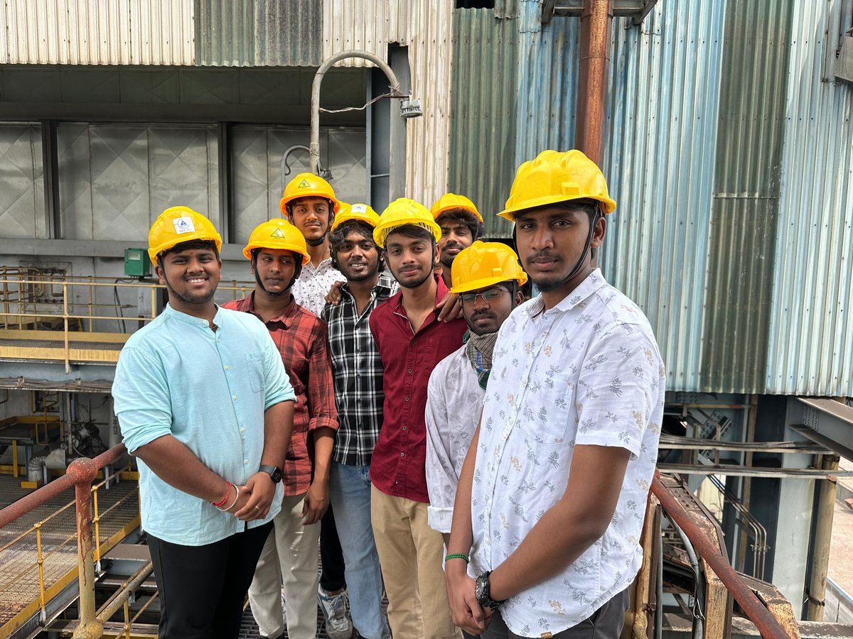 varshans30's tweet image. Wrapping up an exciting chapter! 🚀 During a 14 - day internship at NLC India Limited  developed an Annual Maintenance Review System using HTML, CSS, SQL, and Flask.

Guided by Mr. Rajan P (Chief Manager, Computer Division , NLCIL ).

#InternshipExperience #RealWorldCoding
