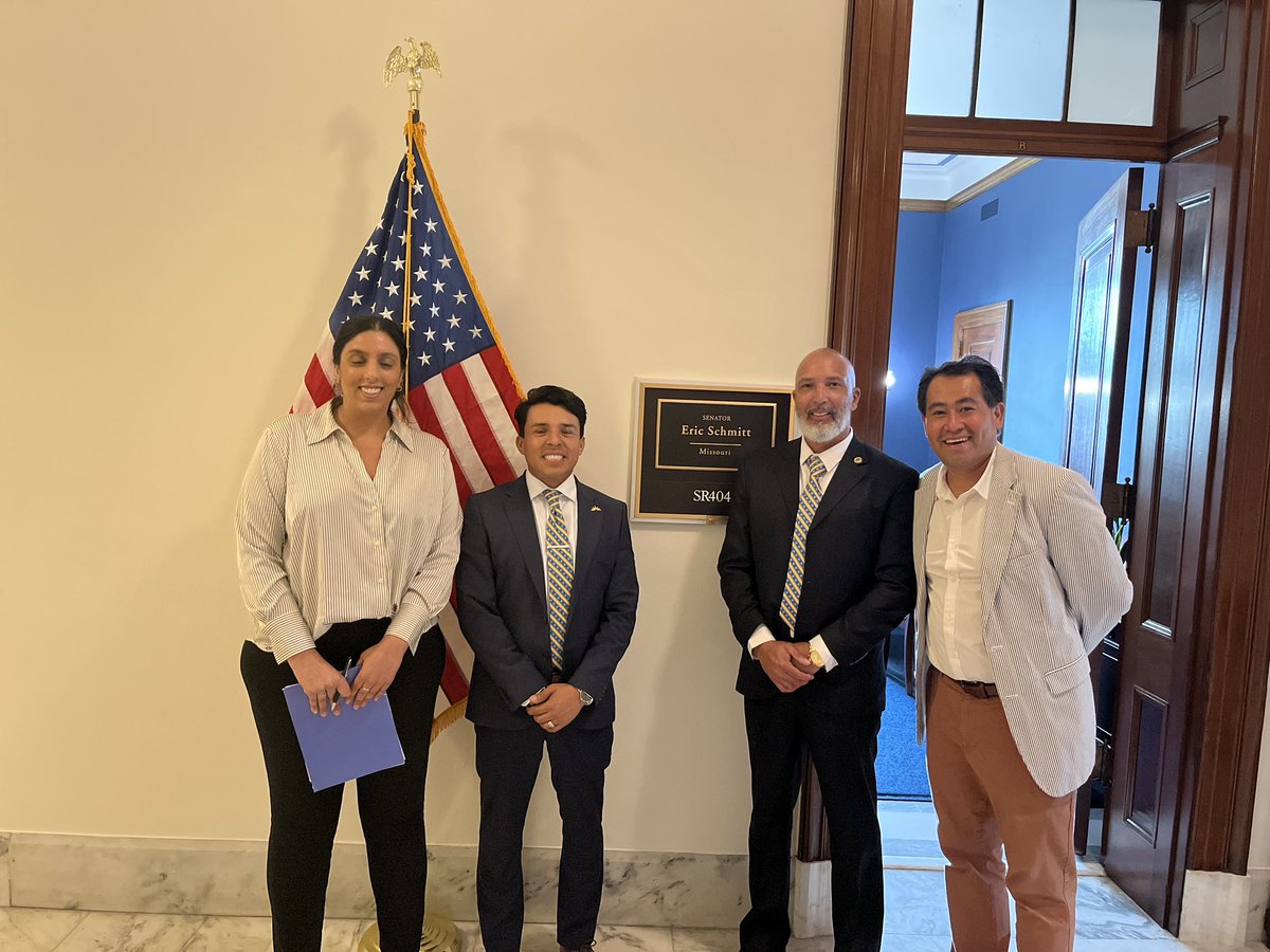 The LIBRE Initiative (@libreinitiative) on Twitter photo Israel, <a href="/LoraGerald1NC/">Gerardo</a>, & <a href="/JeffreyLibre/">Jeffrey Baldwin</a> met with <a href="/SenEricSchmitt/">Senator Eric Schmitt</a>’s office to elevate Hispanic voices shaping solutions on the ground. Israel, <a href="/LoraGerald1NC/">Gerardo</a>, & <a href="/JeffreyLibre/">Jeffrey Baldwin</a> met with <a href="/SenEricSchmitt/">Senator Eric Schmitt</a>’s office to elevate Hispanic voices shaping solutions on the ground.