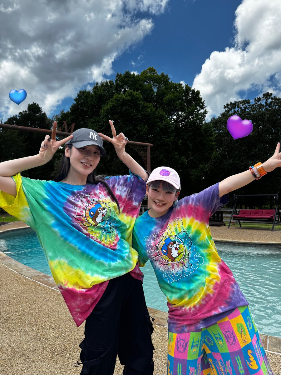 zacyuki's tweet image. rainbow dog lovers🌈🐶💕🇺🇸☁️