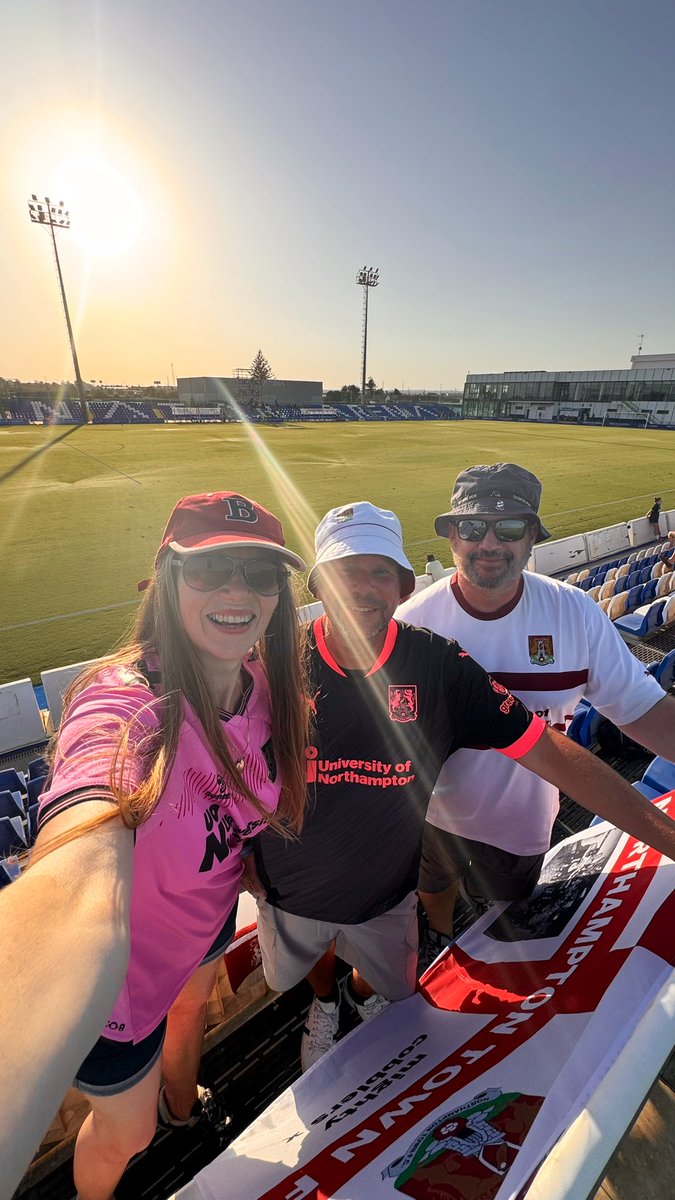 Bexxy1976's tweet image. #ShoeArmy in Spain 🇪🇸 … it is H.O.T 🔥@NTFC #NTFC #ProudToBe @PinatarArena