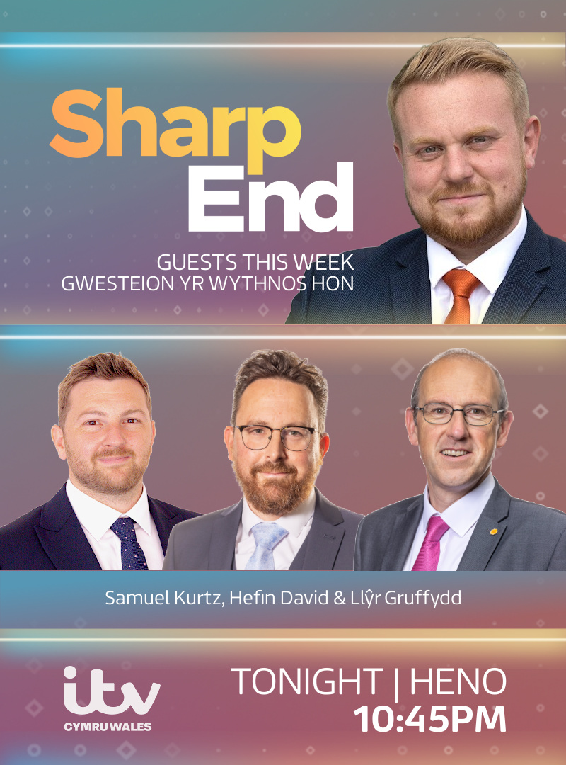 SharpEndITV's tweet image. 🏥 Maternity services and health boards in crisis, so how will the Welsh Government tackle the challenges?

🧑‍🌾A once in a generation change for farming - but will it keep everyone happy?

👋 @MarkDrakeford says goodbye to @mrrobosborne for his last episode