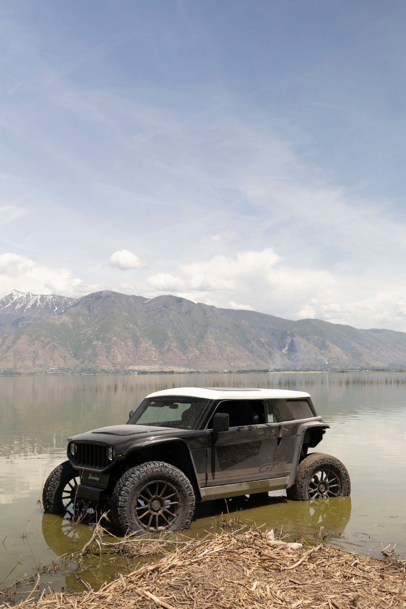 Having a Brawley means any day can be an adventure.

Reserve yours now at buff.ly/p1L5VtV 
Link in bio.

#Vanderhall #Brawley #VanderhallBrawley #offroad #utv #ev #electric #powersports