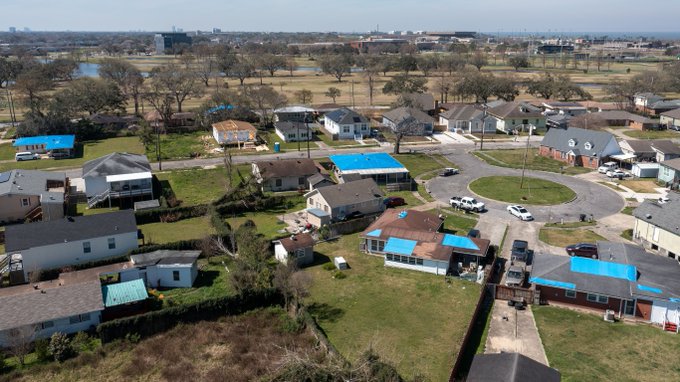 #BePrepared: Reduce the risk of a "blue roof" after severe weather. You can take action today to narrow the impact of Mother Nature on your home. Find tips that address key vulnerabilities of your 🏡 at ow.ly/64Xr50Woye3.

#CitizensIsReady