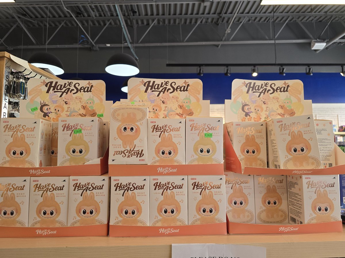 sharpcorners84's tweet image. On vacation, and my kid wants a Labubu..

Seen some in &quot;Rormart&quot; boxes and others in @POPMARTGlobal boxes

How can you tell if they are real or fake?