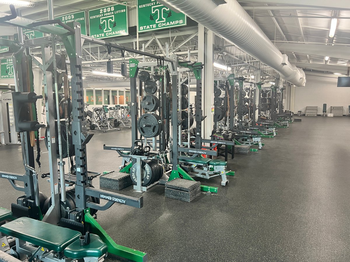 critical_reload's tweet image. 🔥 Welcome to the CRITICAL RELOAD Family, Trinity High School! 🔥

“What you guys [Critical Reload] have created makes me—and our athletes—feel like we’re delivering Division-I level nutrition right here at our school. The moment we told the athletes what was coming, they lit up…