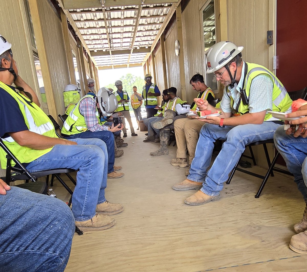 🚧 PROGRESS UPDATE 🚧
Our #SGHouston team at the <a href="/EMCIDTX/">EMCID</a> Convention Center is charging right along and preparing to go vertical! To keep safety front and center during the summer heat, the crew took a well-earned break for a heat safety stand down and some refreshing watermelon!