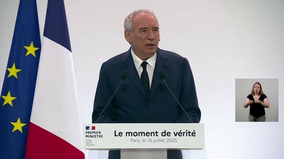 CCassan's tweet image. &quot;Travaillez plus pour qu&apos;ils gagnent plus !&quot;
#casuffit