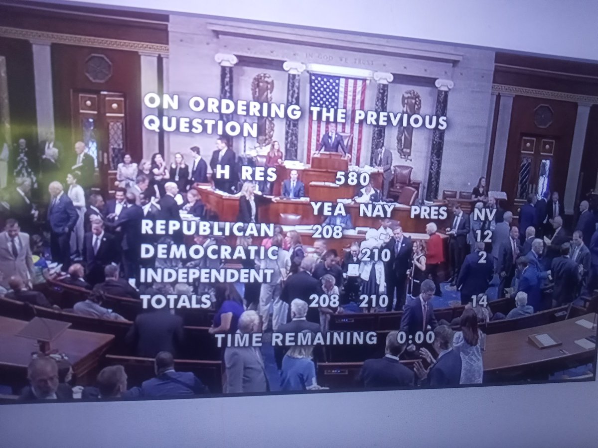 Jfarside (@jfarside) on Twitter photo I don't know if they did it to confuse people but the <a href="/HouseDemocrats/">House Democrats</a> and <a href="/HouseGOP/">House Republicans</a> are voting on whether or not to release the Epstein files and this is backwards so a NAY vote is to release them and a YEA vote is to NOT release them. Do not let them lie to you. I don't know if they did it to confuse people but the <a href="/HouseDemocrats/">House Democrats</a> and <a href="/HouseGOP/">House Republicans</a> are voting on whether or not to release the Epstein files and this is backwards so a NAY vote is to release them and a YEA vote is to NOT release them. Do not let them lie to you.